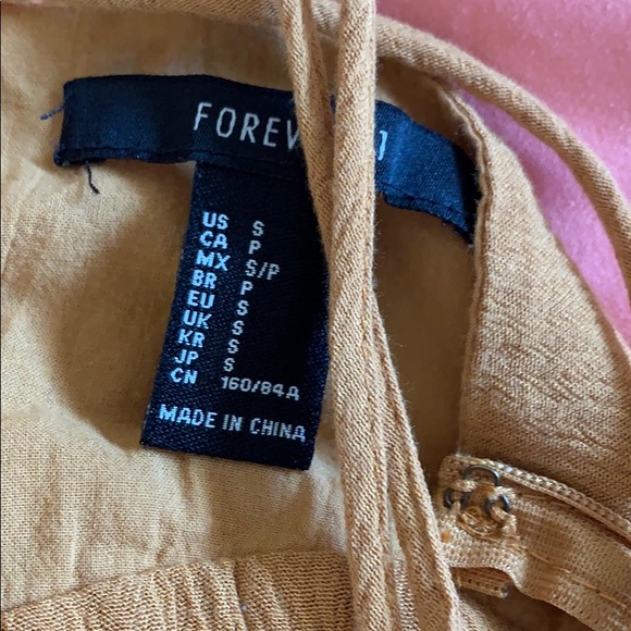 Forever21 summer romper - Picture 3 of 3